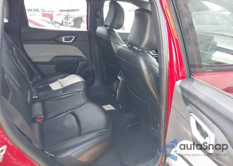 2023 Jeep Compass Latitude Lux Fwd z USA, uszkodzony, nr VIN 3C4NJDFN0PT540877